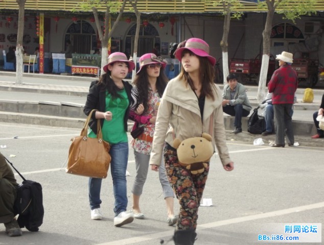 偷拍女女