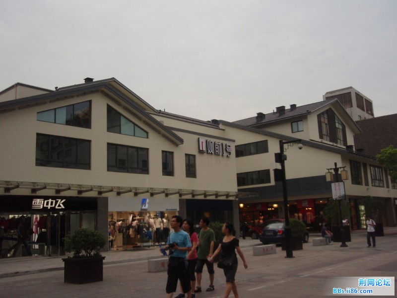0_2542607_groupinfo.jpg