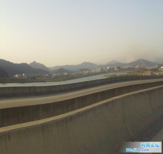 20120330142532.jpg