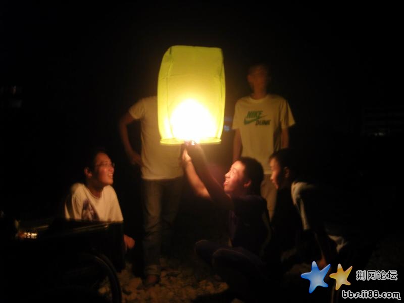 江南雨点孔明灯.jpg
