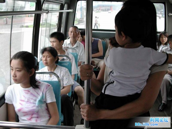 公交车.jpg