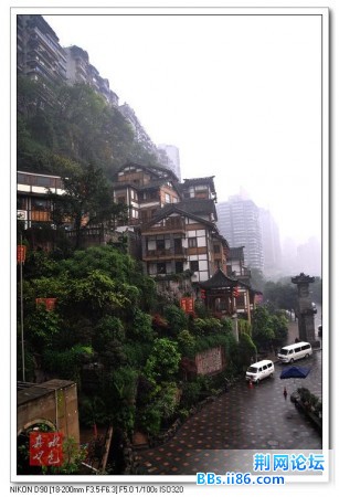 洪涯洞吊脚楼