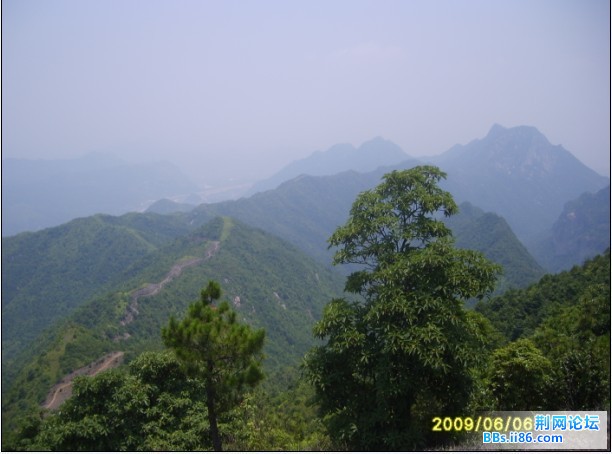 14回望我们走过的路，有点象长城哩.jpg