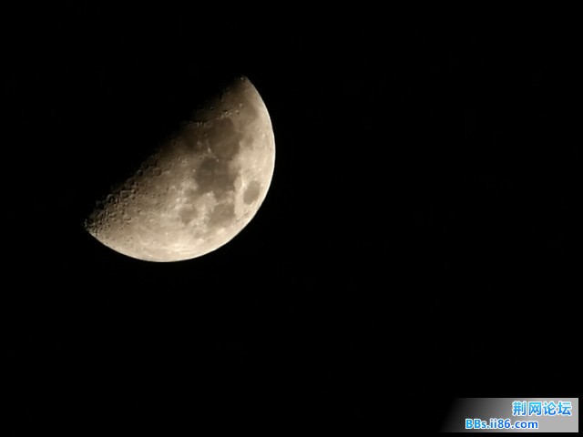 Moon_小白.JPG