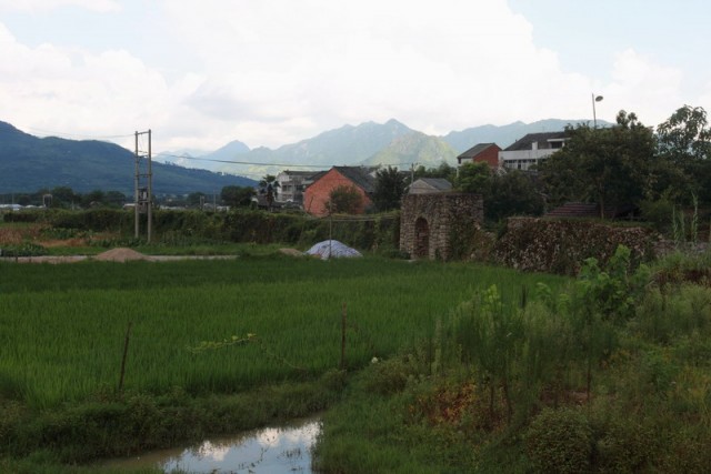 BI0E1714北门远景.JPG