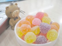 小DC拍微距の彩色糖果小熊